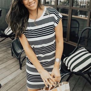 carly jean los angeles “gracey” tshirt dress